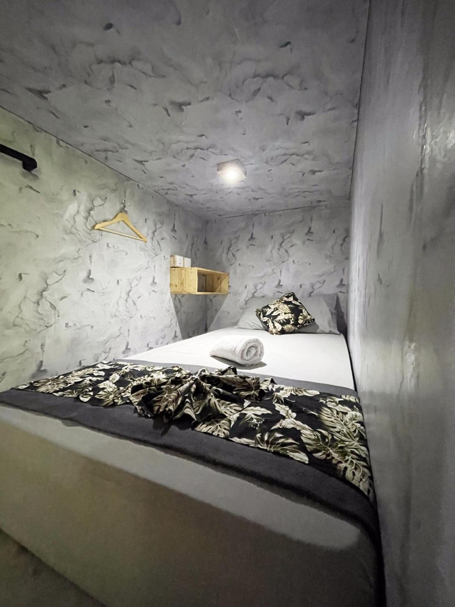 Pedidi Penida Hostel Batununggul Dış mekan fotoğraf